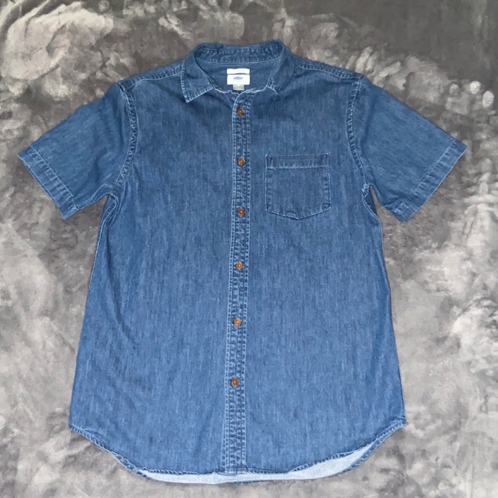 Short Sleeve Button-Up Shirt